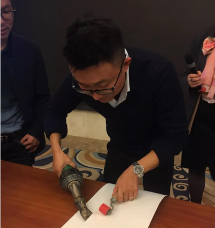 1514183110604729.png 现场演示.png