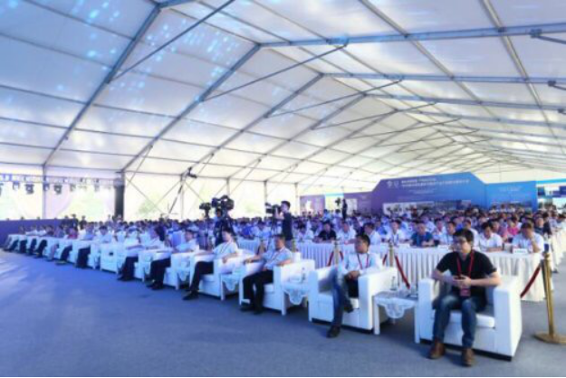 1529650518957090.png blob.png