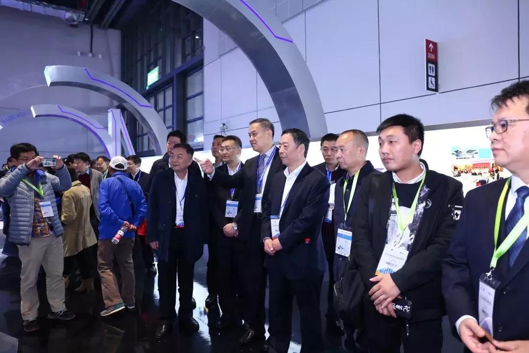 1543222170150415.jpg 4.jpg