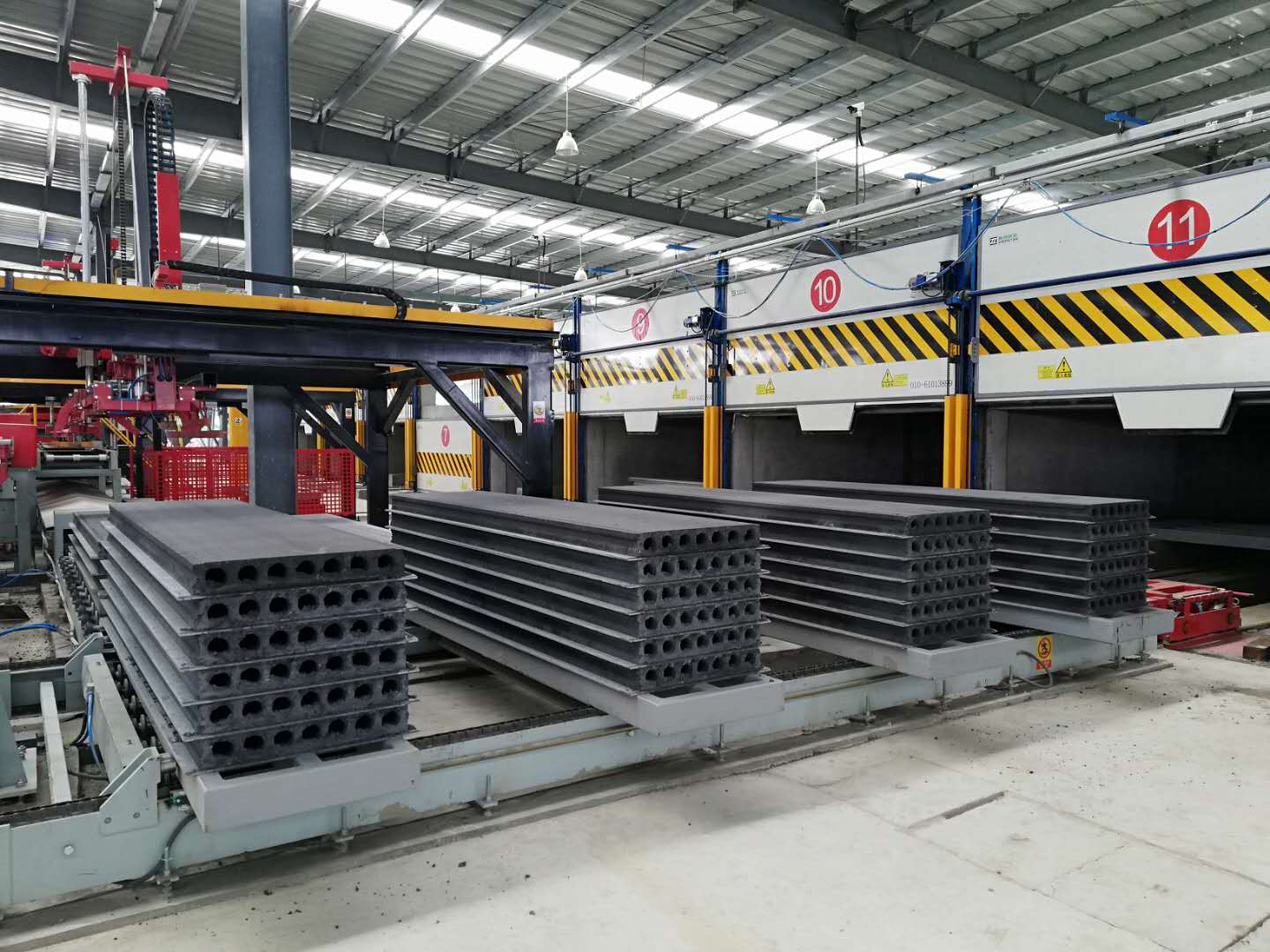 1573631839114360.png 连界制造基地生产现场1.png