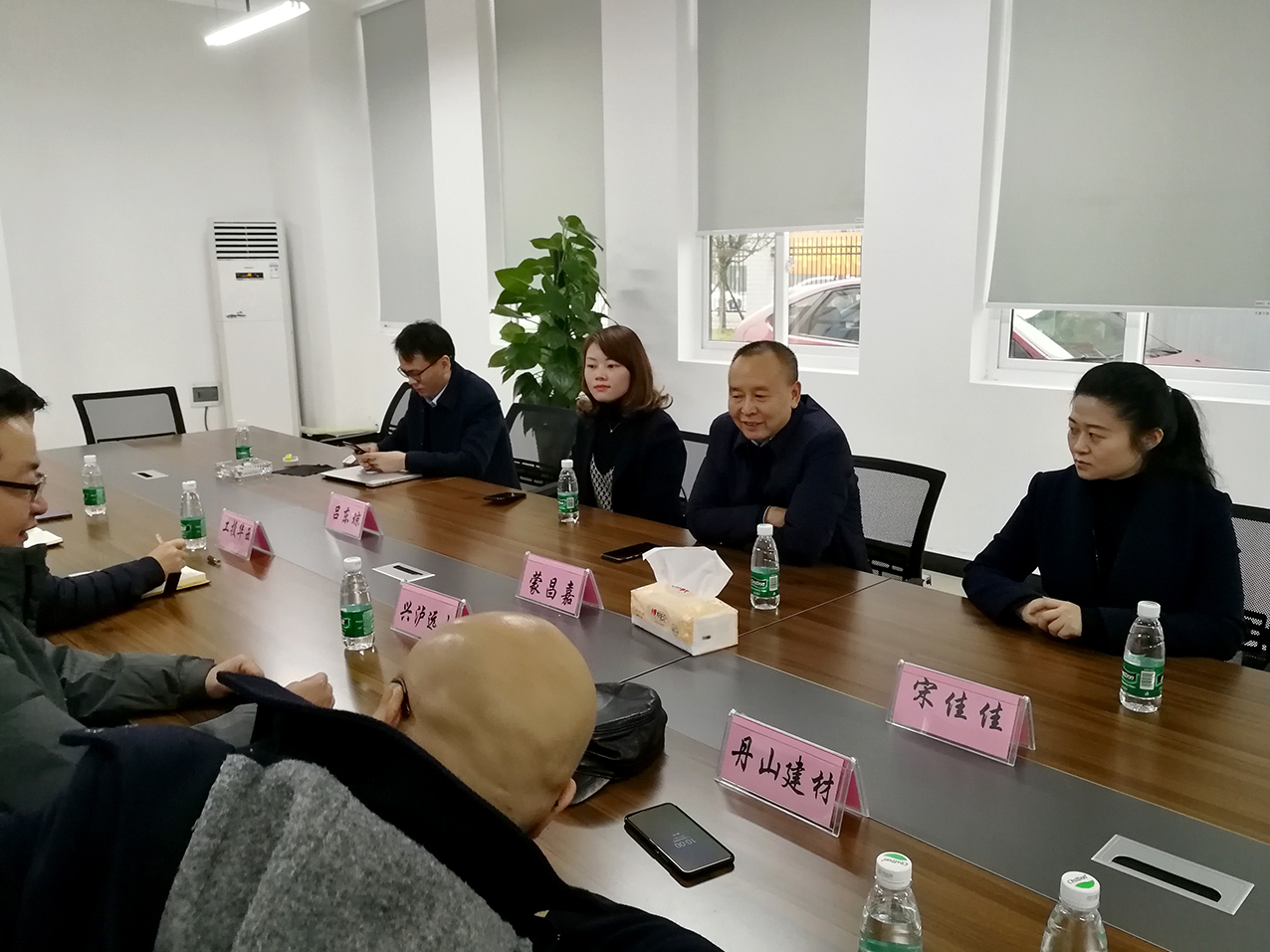 1575250735162233.jpg 2.jpg