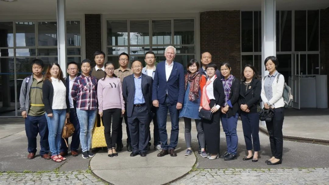 1589335779617468.png image.png