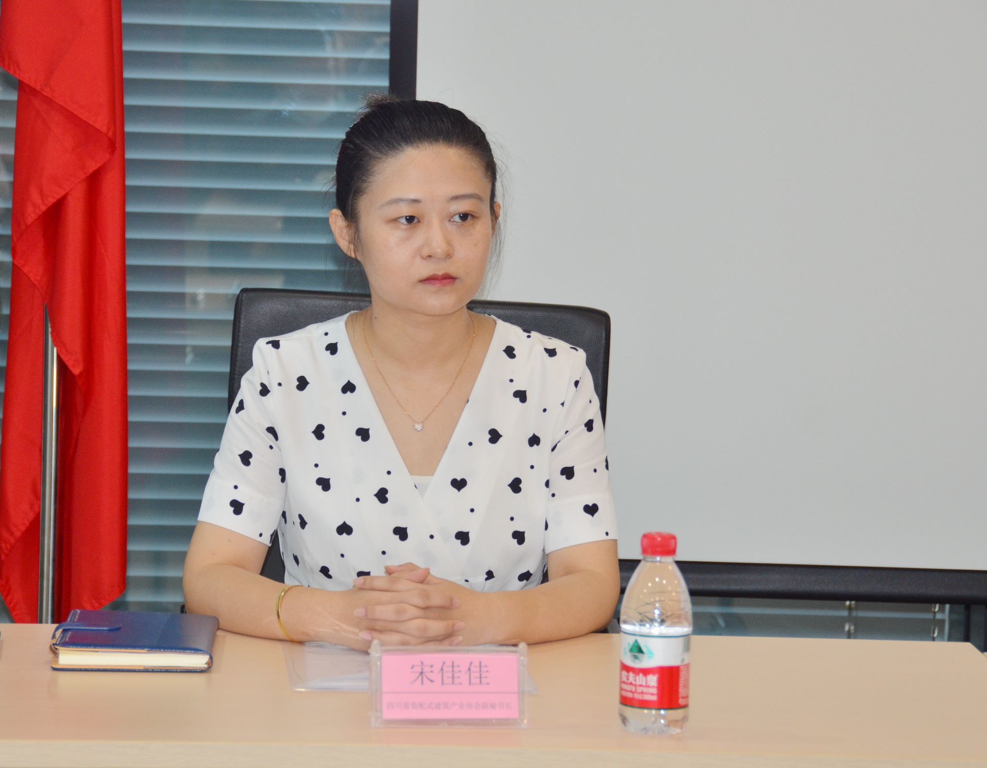 1630913416465571.jpg 1.jpg