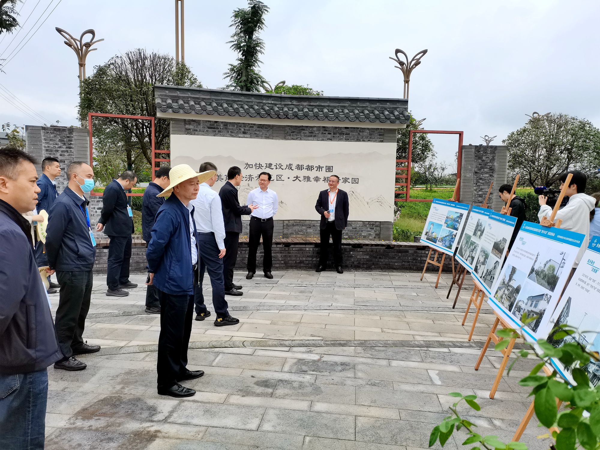 1633922252751421.jpg 2.jpg