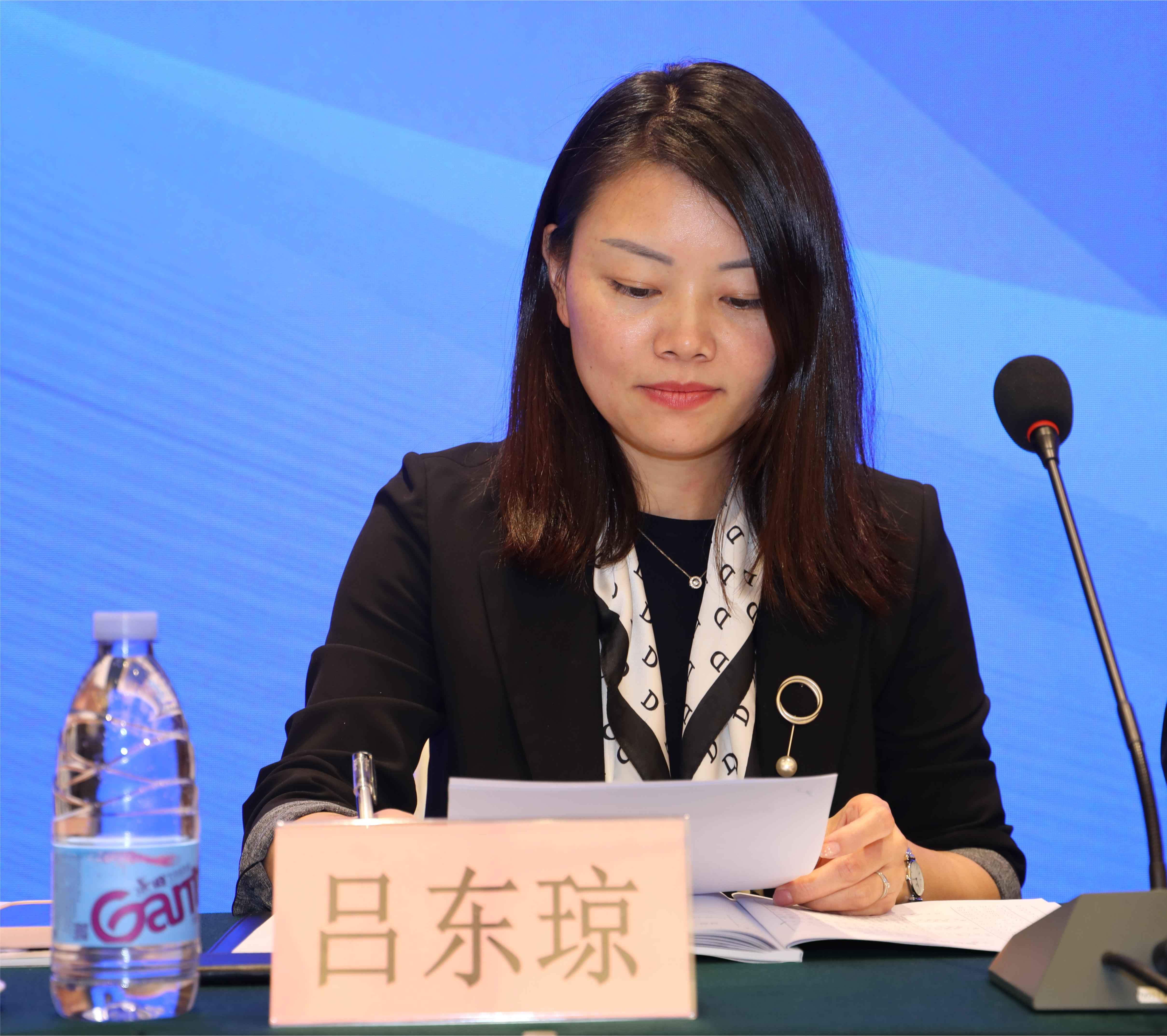 1712559302186114.jpg 吕东琼(C)(1).jpg